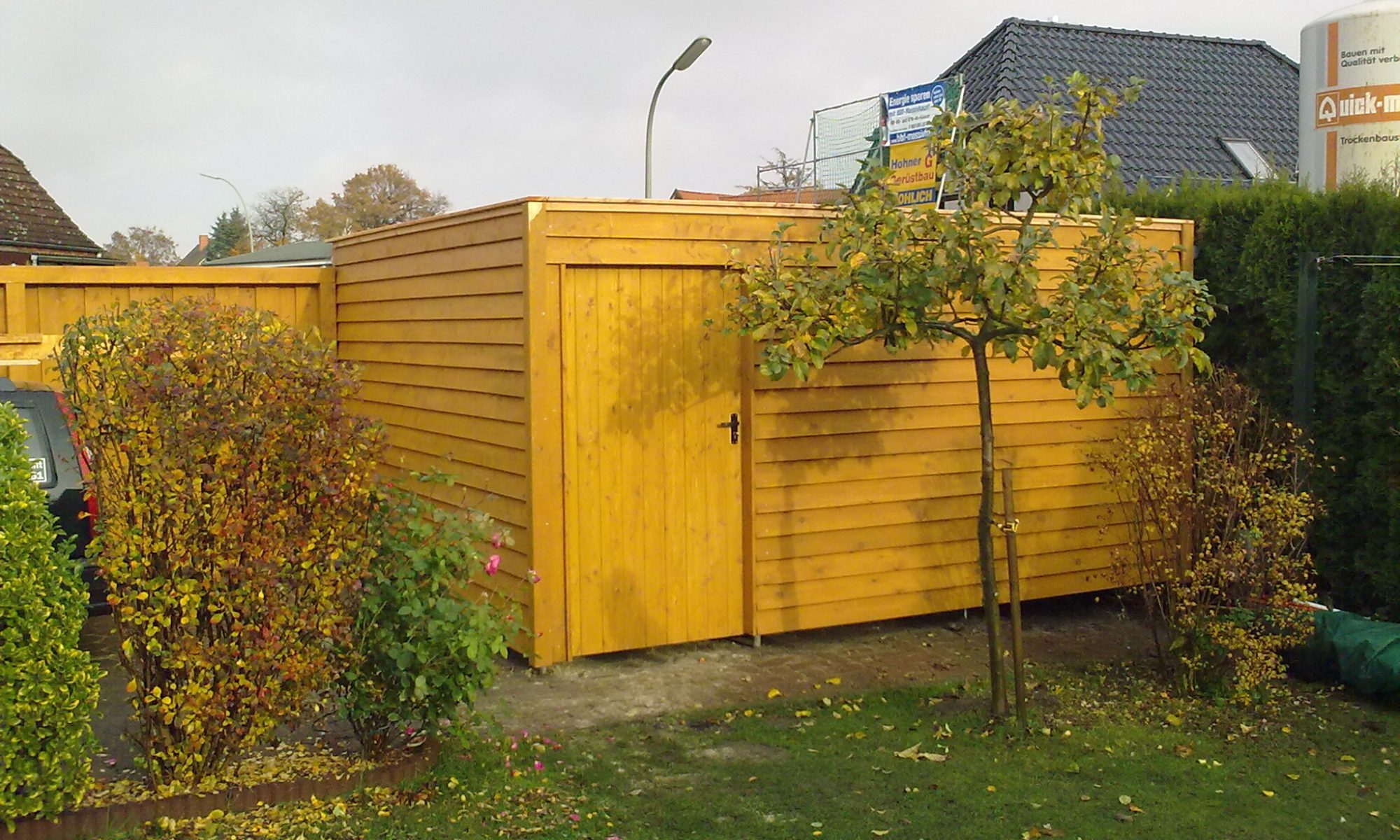 Sichtschutz Schuppen neu