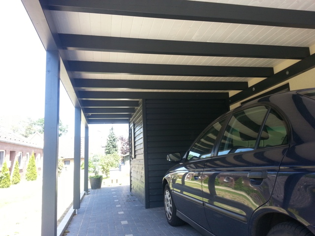 Carport mit Abstellraum