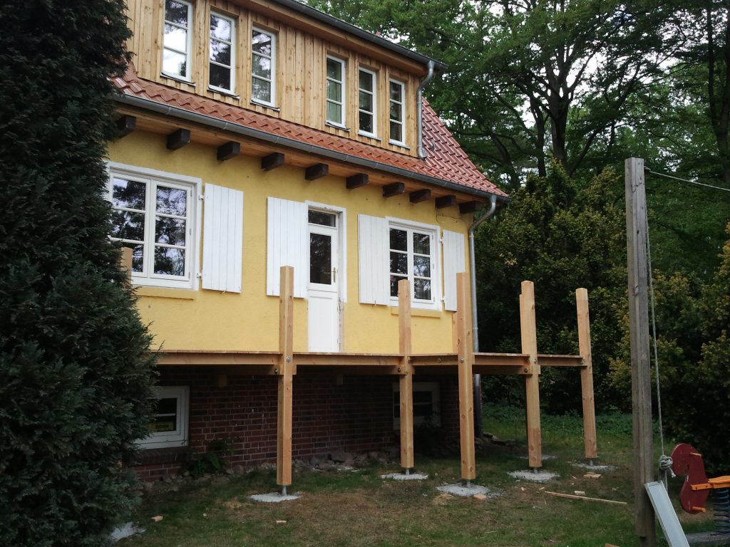 Freisitz Ansicht im Bau