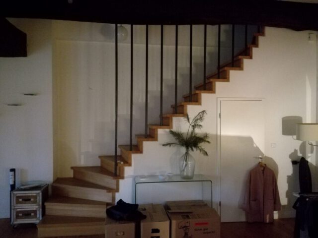 Treppe mit Abstellraum