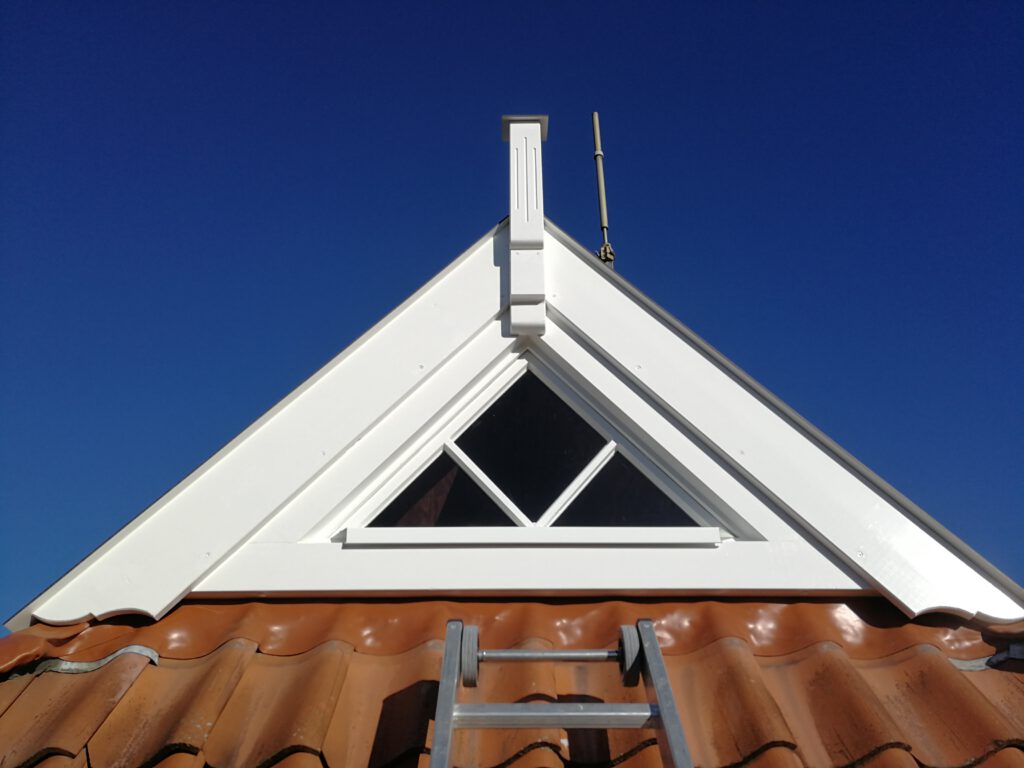 Postament mit Wendenknüppel