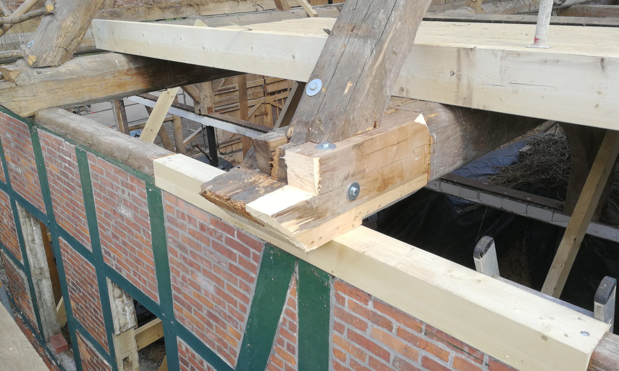 Balkenkopf Sanierung fertig