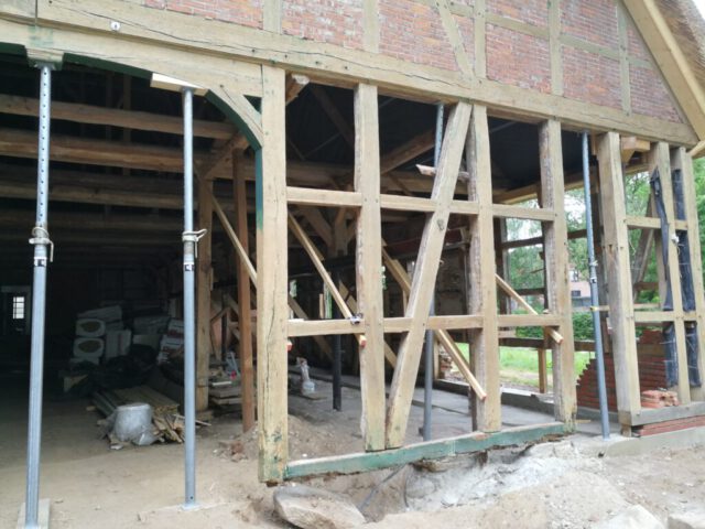 Fachwerkgiebel rechts Bestand