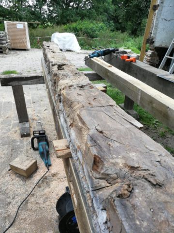 Fachwerkgiebel Eckpfosten erneuern