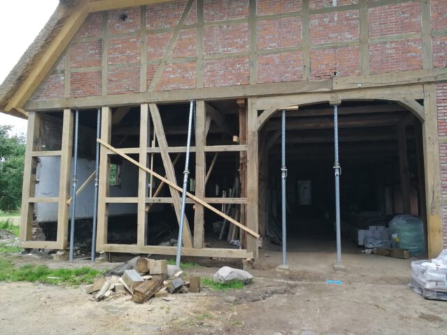 Fachwerkgiebel links saniert