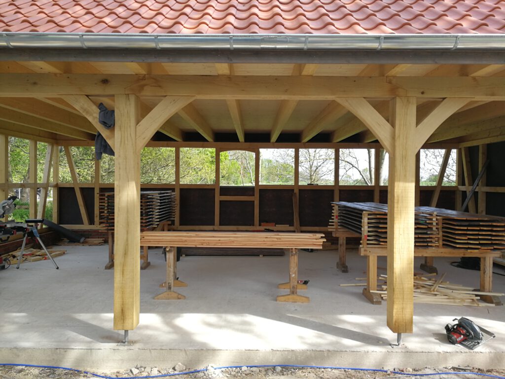 Remise Eichenpfosten