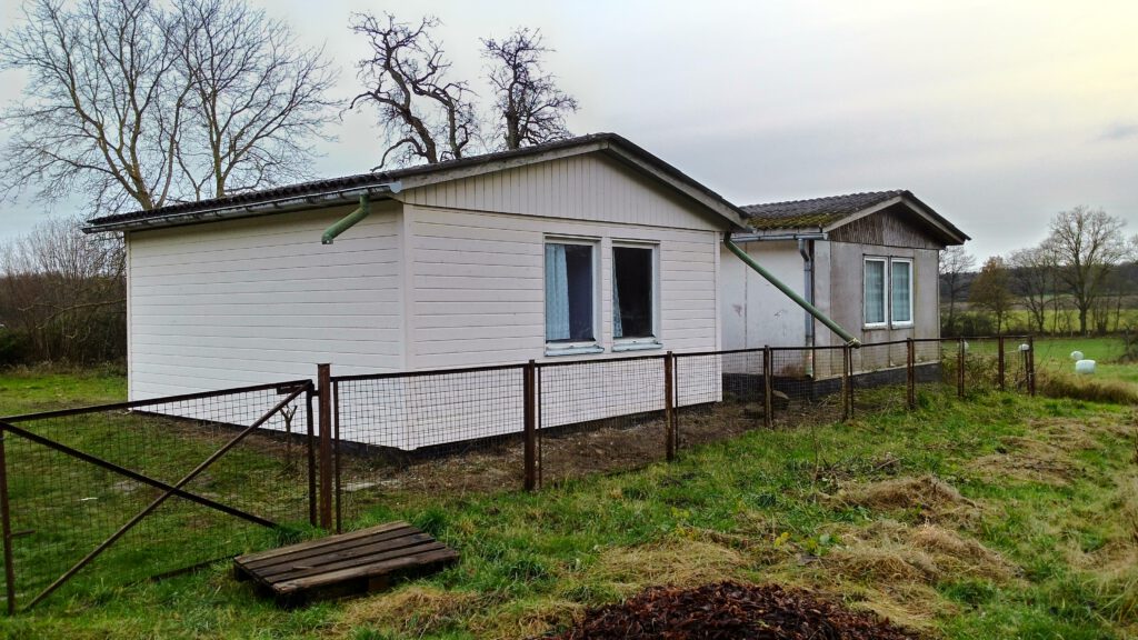 Ferienhaus halb saniert